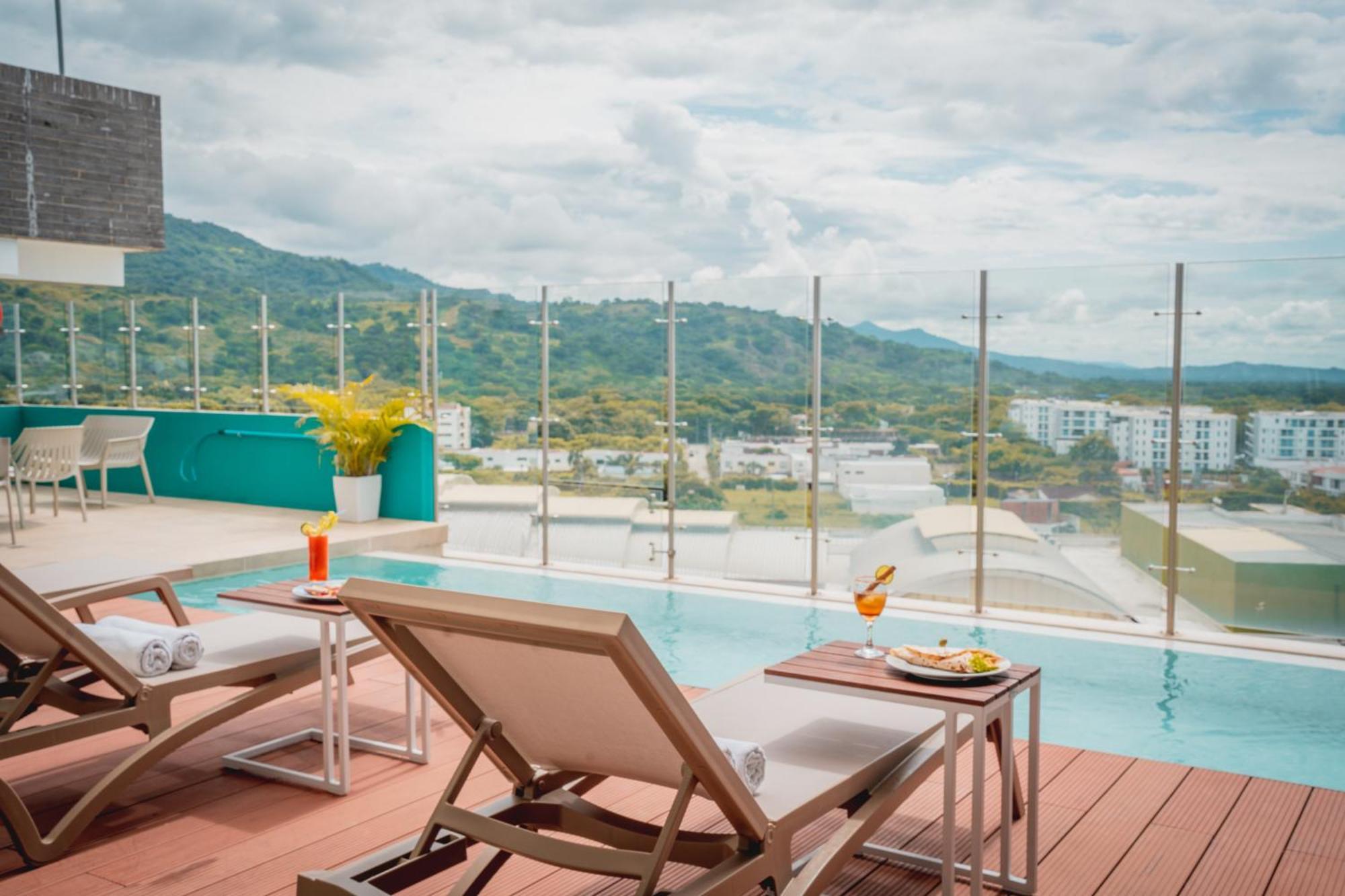 Holiday Inn Express Yopal By Ihg Exterior photo